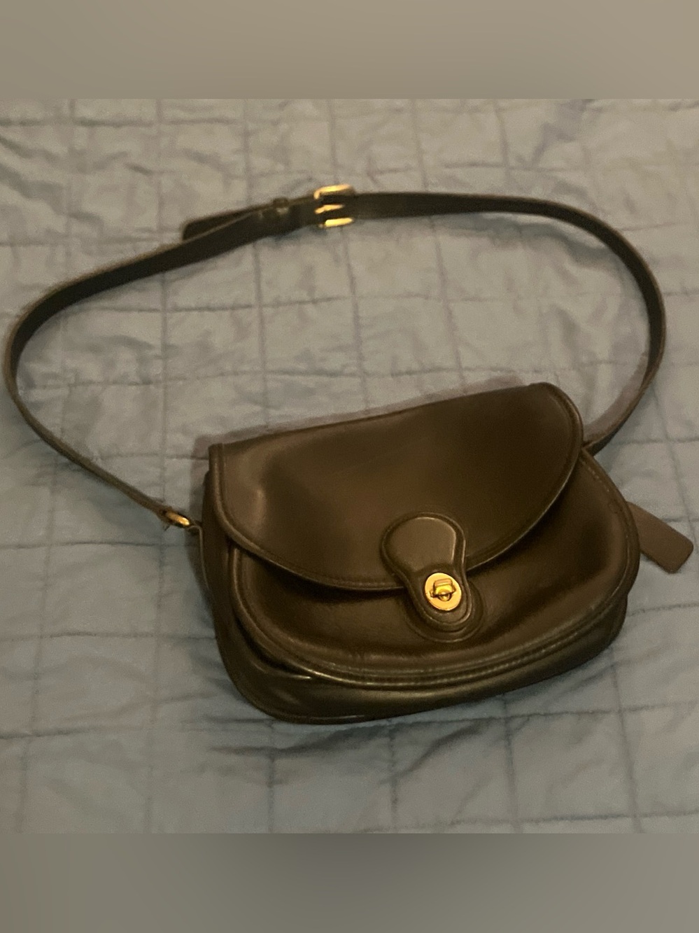 Vintage Coach black over shoulder prairie bag